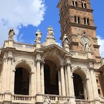 Demetra Capitolina Hotel 2*