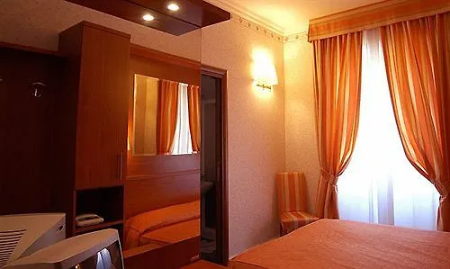 Demetra Capitolina Hotel 2*